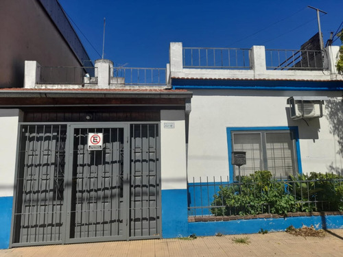 En Venta Casa En Aldo Bonzi Dos Casas En Propiedad Horizontal Juntas (una Sola Unidad Funcional) Muy Amplias De 3 Ambientes Cada Una F: 8965