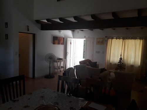 Casa En Venta En Juana Koslay