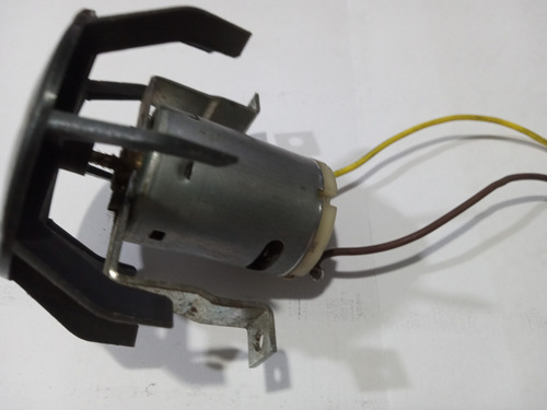 Motor Eléctrico Pequeño 9 Volt Mabuchi Pat (Usado)