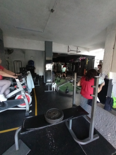 Imagen 4 de 6 de Escucha Ofertas!! Local Comercial Sobre Avenida Rivera