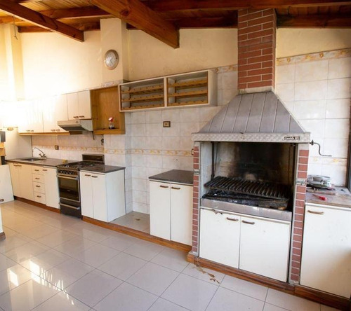 Imagen 9 de 17 de Casa En Lote Propio Con Quincho - Terraza - Patio Y Cochera - Anticipo Y Cuotas
