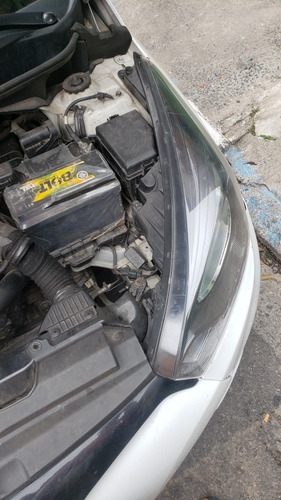 Imagem 10 de 12 de Hyundai Hb20 2014 1.0 Comfort Style Flex 5p