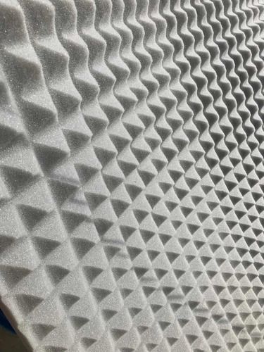Imagen 2 de 3 de Aislante Acústico Piramidal Goma Espuma 100x100x3,2cm