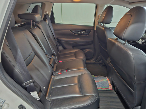 Nissan X-Trail 2.5 Exclusive 3 Row Cvt