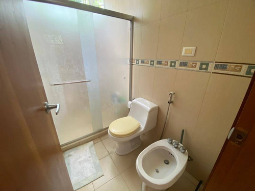 Imagen 18 de 24 de Townhouse En Venta En Mañongo Cod. 156464