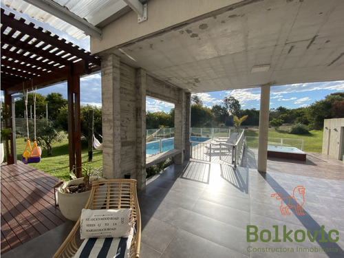 Casa En Venta En Costa Esmeralda - Residencial I 528