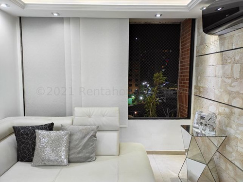 Imagen 13 de 14 de Apartamento En Venta Clnas De La Tahona, Ic1 Código 21-17436