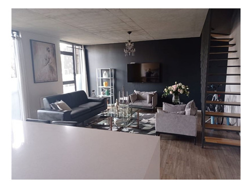 Imagen 2 de 14 de Moderno Town House De 3 Dorm. En Providencia