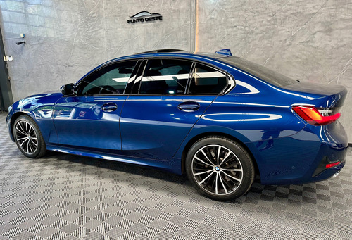 BMW Serie 3 3.0 330i Sedan Sport Line 252cv