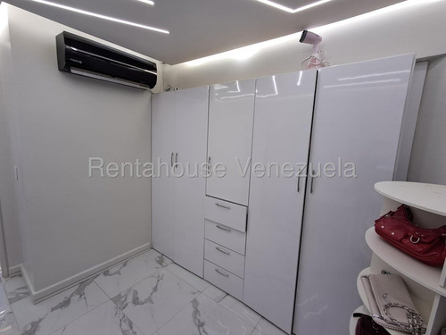 Bello, Moderno, Remodelado, Excelente Vista. 25-24297