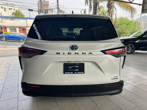 Toyota Sienna 2.5 Xle Piel Hibrido At