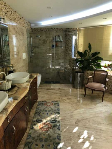 Imagen 5 de 17 de Se Vende Ph 500m2 6h/7b/5p Colinas Valle Arriba
