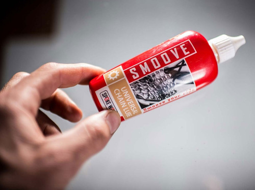 Imagem 2 de 3 de Óleo Lubrificante Para Corrente Smoove Lube Cera 125ml