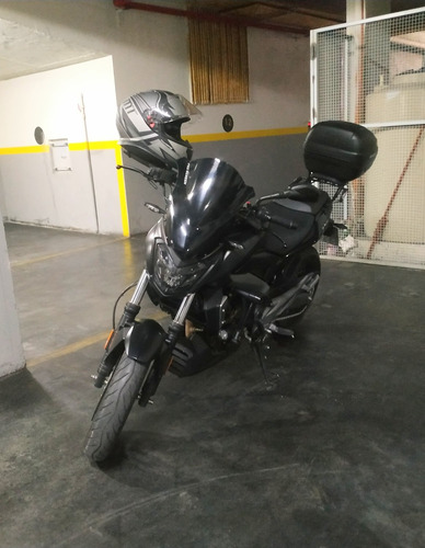 Bajaj Dominar 400 C/accesorios
