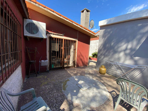 Venta De 2 Casas En Mismo Padrón Con 4 Dormitorios En Shangrila