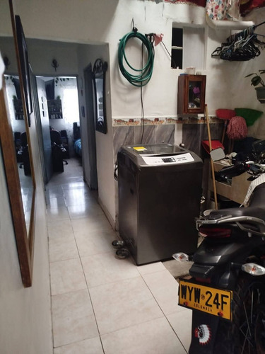 Apartamento Primer Piso Esquinero Sin Aire En Venta En La Ceja Sector Barrio El Tahami