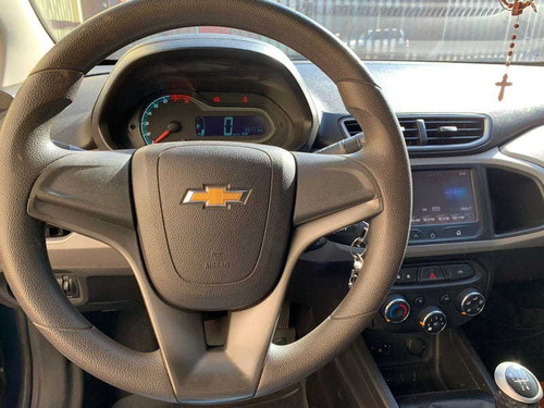 Imagem 9 de 10 de Chevrolet Onix 1.0 Lt 8v Flex 4p Manual
