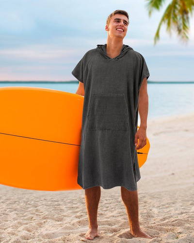 A Poncho De Surf Con Capucha De Microfibra De Secado Rápido