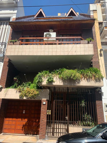 Venta De Chalet 5 Amb. S/lote 6.77x20m² En Caballito - Muy Buen Estado Y Ubicación