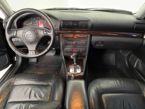 Imagem 8 de 13 de Audi A4 2.4 V6 30v Gasolina 4p Tiptronic