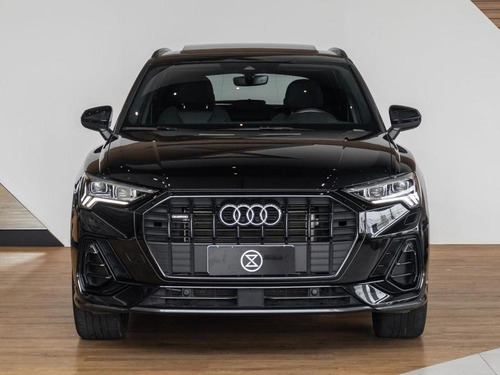 Audi Q3 Performance Black Sline 2.0 Quattro