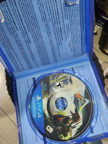 Ark: Survival Evolved Standard Edition Ps4 Físico (Reacondicionado)