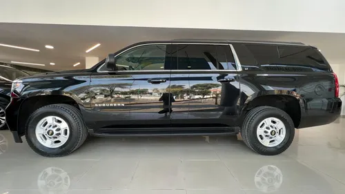 Chevrolet Suburban 6.0 V8 HD Piel 2 Fila Asientos 4x4 At