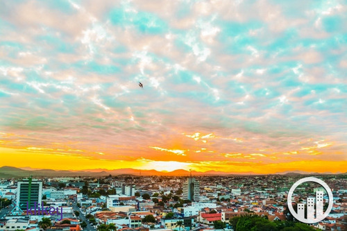Imagem 3 de 6 de Apartamentos Para Vender Com 1 Quartos, 300m² - Kalilândia - 52050
