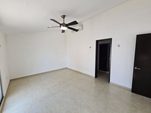 Imagen 16 de 24 de Casa En Renta De 3 Recámaras Y Piscina En Palmerales De Alta