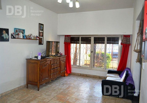 Casa - Lote Unico- Oportunidad