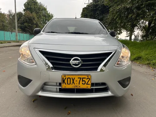 Nissan Versa 1.6 Drive