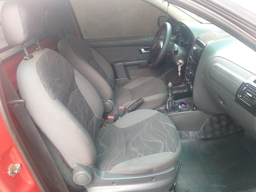 Imagem 6 de 15 de Fiat Strada 1.4 Working Flex Bom Estado