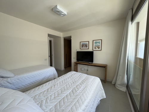 Imagen 15 de 23 de Apartamento En Venta De 3 Dormitorios En Manantiales (ref: Bpv-8057)