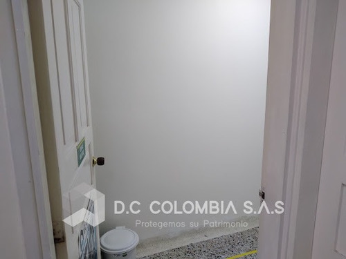 Imagen 4 de 18 de Consultorios En Venta Alcazares 815-2759