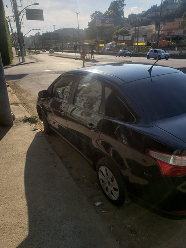 Imagem 3 de 10 de Fiat Siena Atrtactive 1.4 Flex