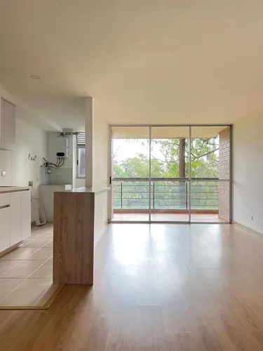 Apartamento En Arriendo En Condominio Planté, En La Vía Rionegro, Marinilla