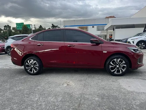 Chevrolet Onix 1.0T Premier Sedan At