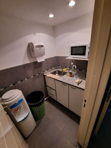 Imagen 5 de 13 de Alquiler De Oficinas De Categoria En El Centro Colon Y Cañada 300 Mts2
