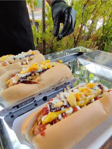 Alquiler De Carro De Perros Calientes Para Eventos