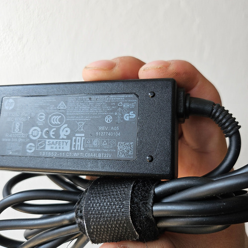 Cargador Para Computadora Hp Punta Azul 19.5v 2.31a Original (Usado)