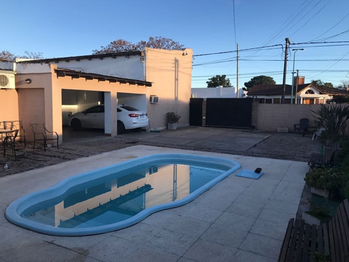 Imagen 7 de 11 de Casa Con Oficina Y Depto De Servicio