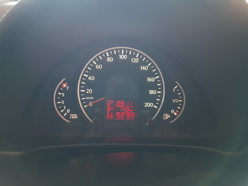Volkswagen Fox 1.0 Mi Trend 8v Flex 4p Manual