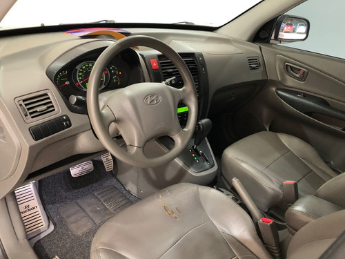 Imagem 8 de 10 de Hyundai Tucson Gls 2.0l 16v Base (flex) (aut)