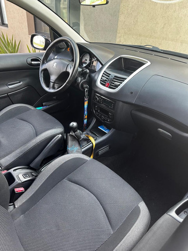 Peugeot 207 1.6 Xt