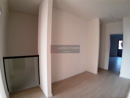 Imagem 19 de 23 de Glória - Sobrado Alto Padrão , Com Excelente Acabamento, Garagem Individual Para 2 Carros , Amplo Terreno Nos Fundos - 146 - 69542124
