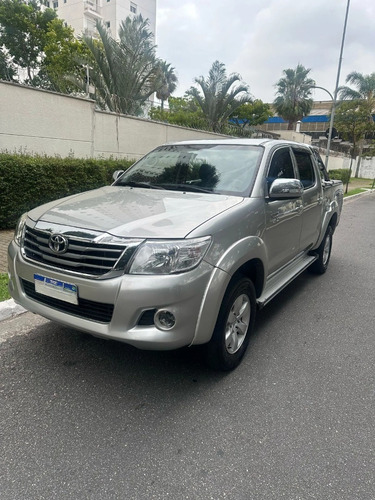 Toyota Hilux 2.7 SRV 4X4 CD 16V FLEX 4P AUTOMÁTICO
