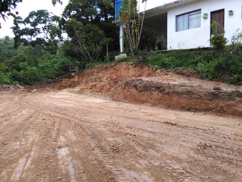 Terreno En Venta En El Hatillo