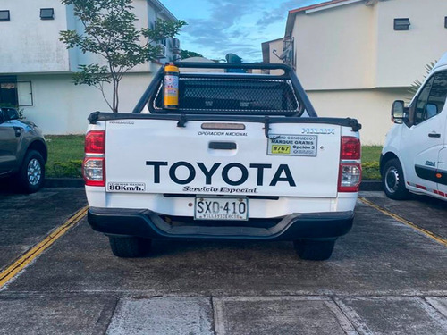 Toyota Hilux 2014