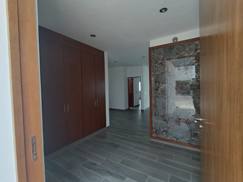 Casa En Venta Con Alberca Privada Y Una Sola Panta En Par Vial Jiutepec Morelos