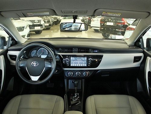 Toyota Corolla 1.8 Gli 4p Flex Aut
